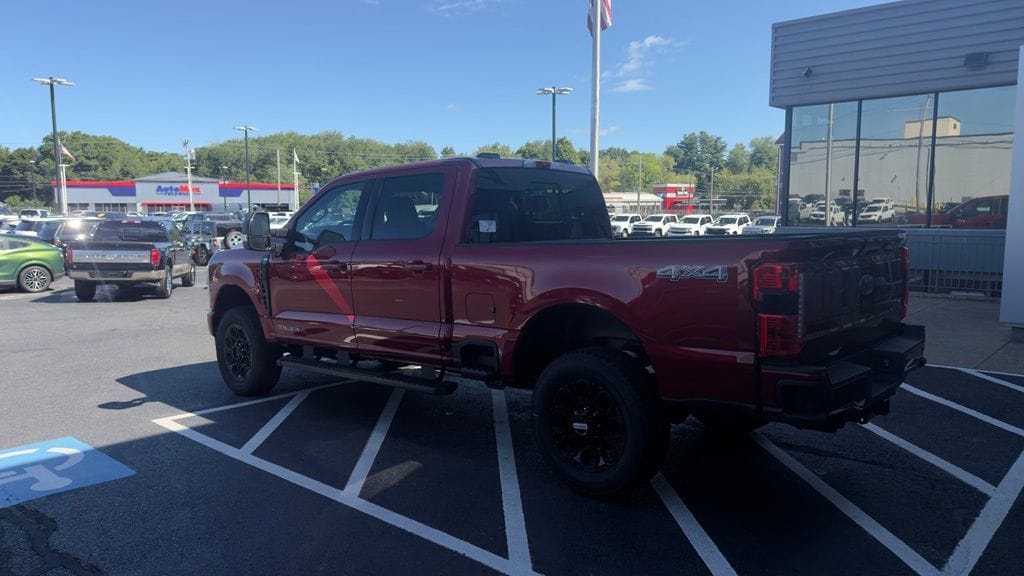 New 2026 Ford F-350SD XLT Truck Crew Cab