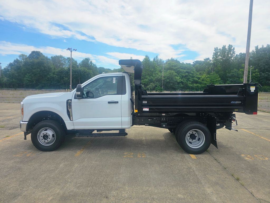 New 2026 Ford F-350SD Chassis XL Truck Regular Cab