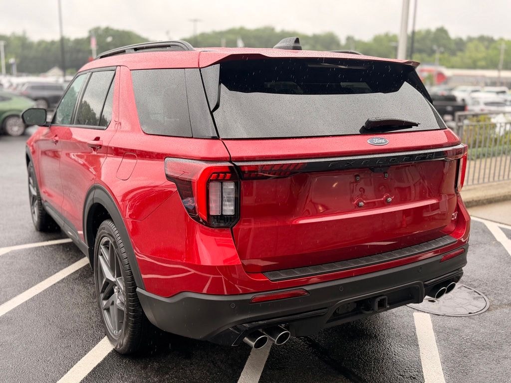 Used 2025 Ford Explorer ST SUV