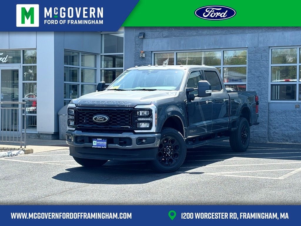 New 2026 Ford F-350SD XLT Truck Crew Cab
