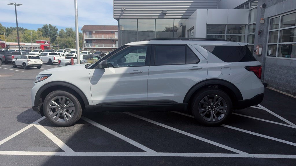 New 2027 Ford Explorer Active SUV