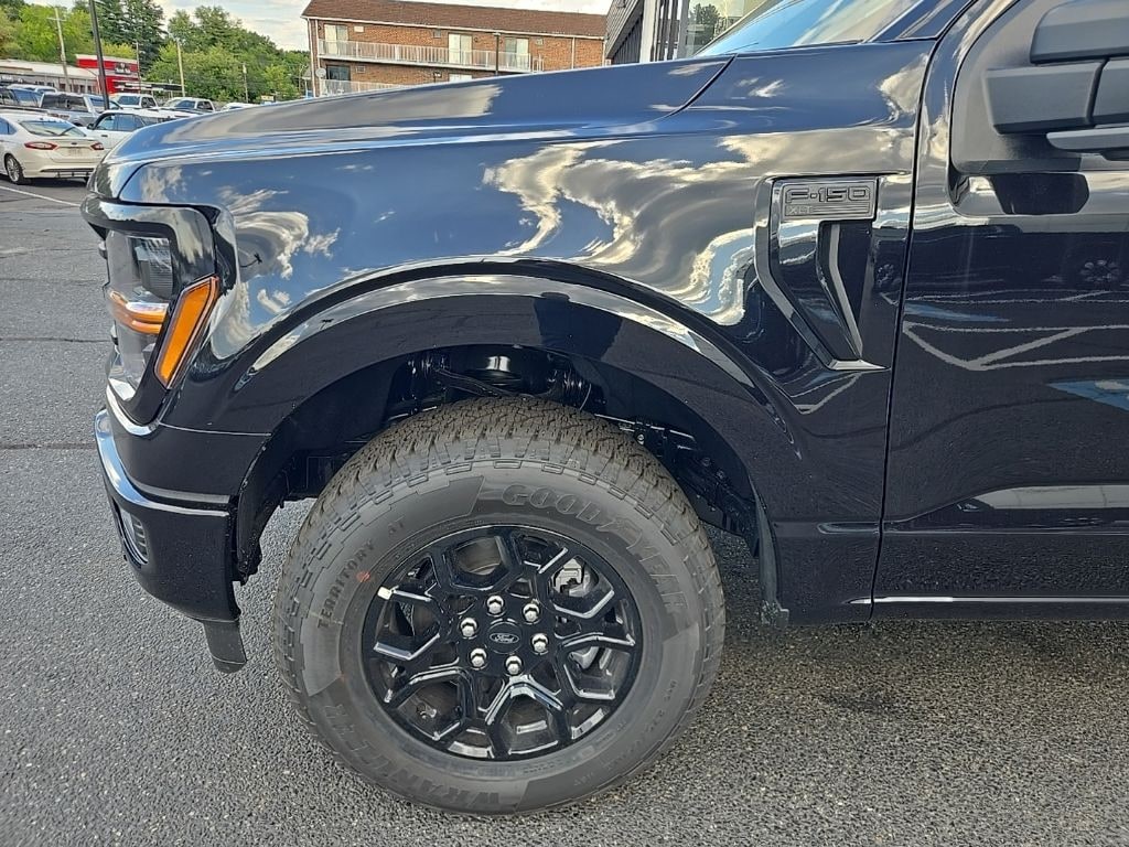 New 2026 Ford F-150 XLT Truck SuperCrew Cab