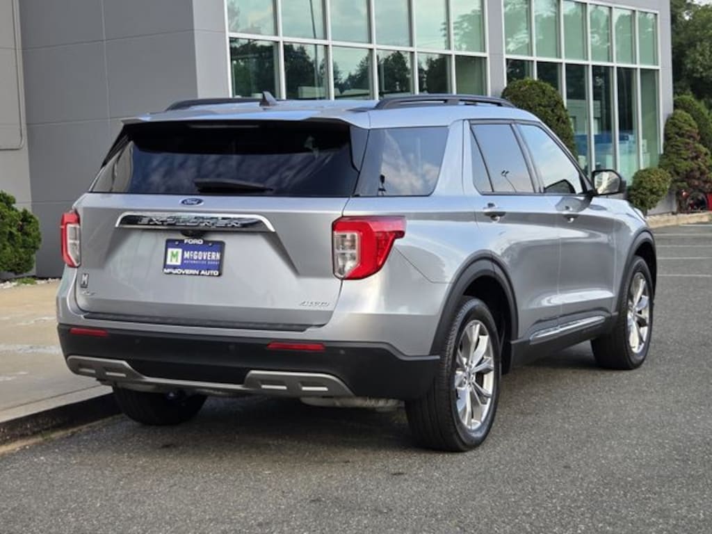 Used 2022 Ford Explorer XLT SUV