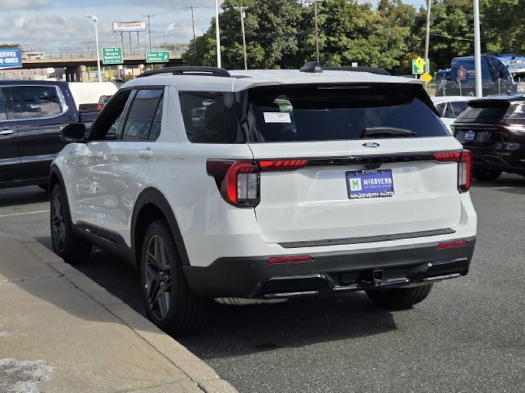 New 2027 Ford Explorer ST-Line SUV