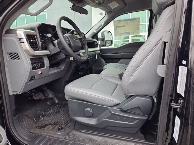 2026 Ford F-550 Super Duty Chassis Cab XL - Photo 11