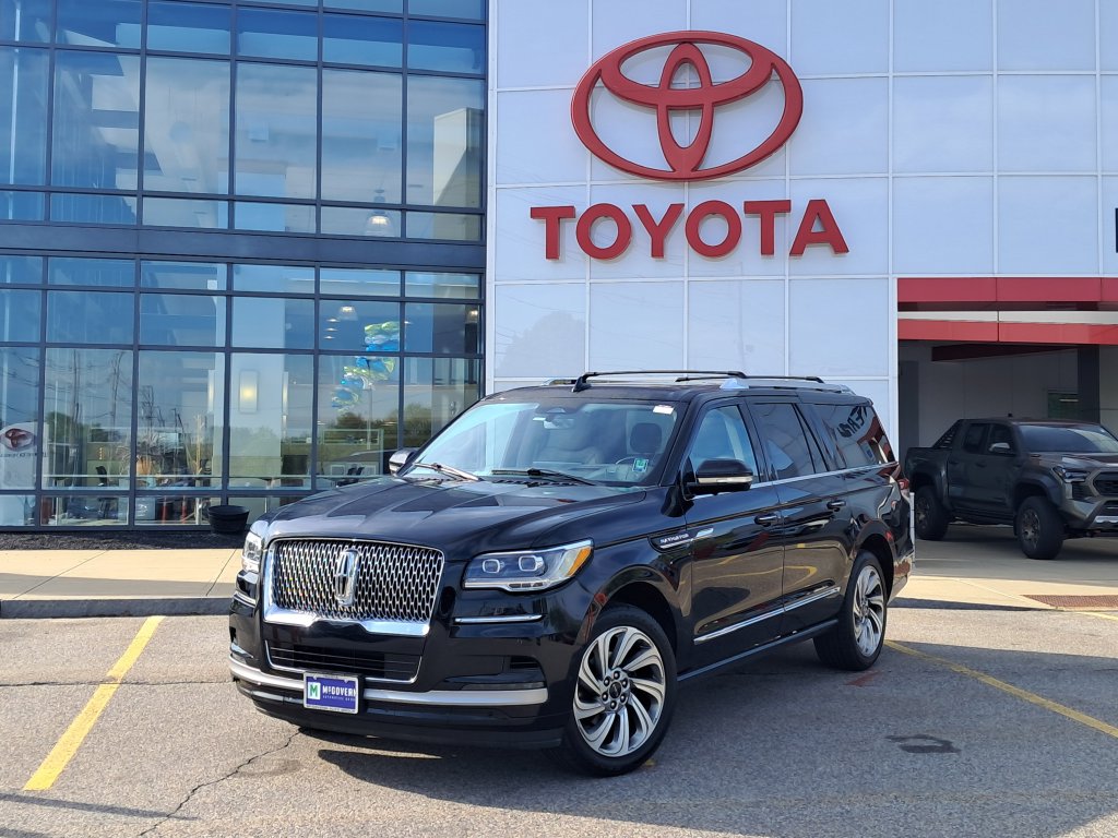 2023 Lincoln Navigator
