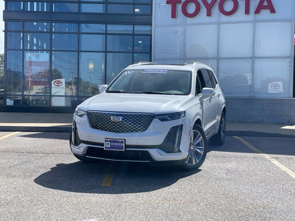 2025 Cadillac XT6