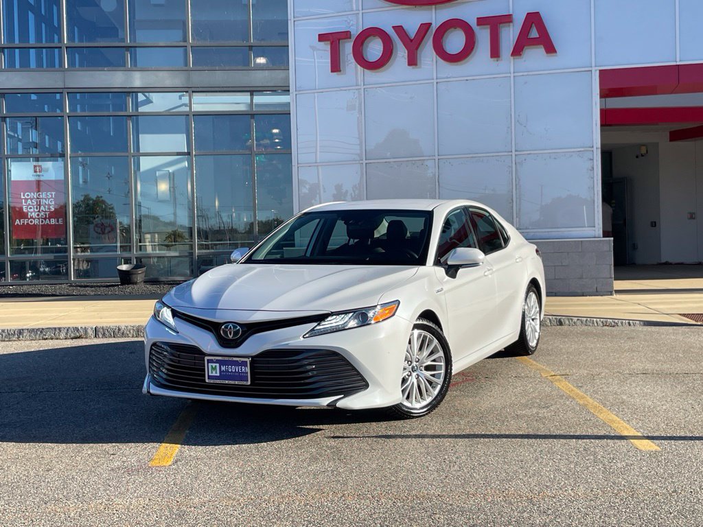 2019 Toyota Camry XLE Hybrid