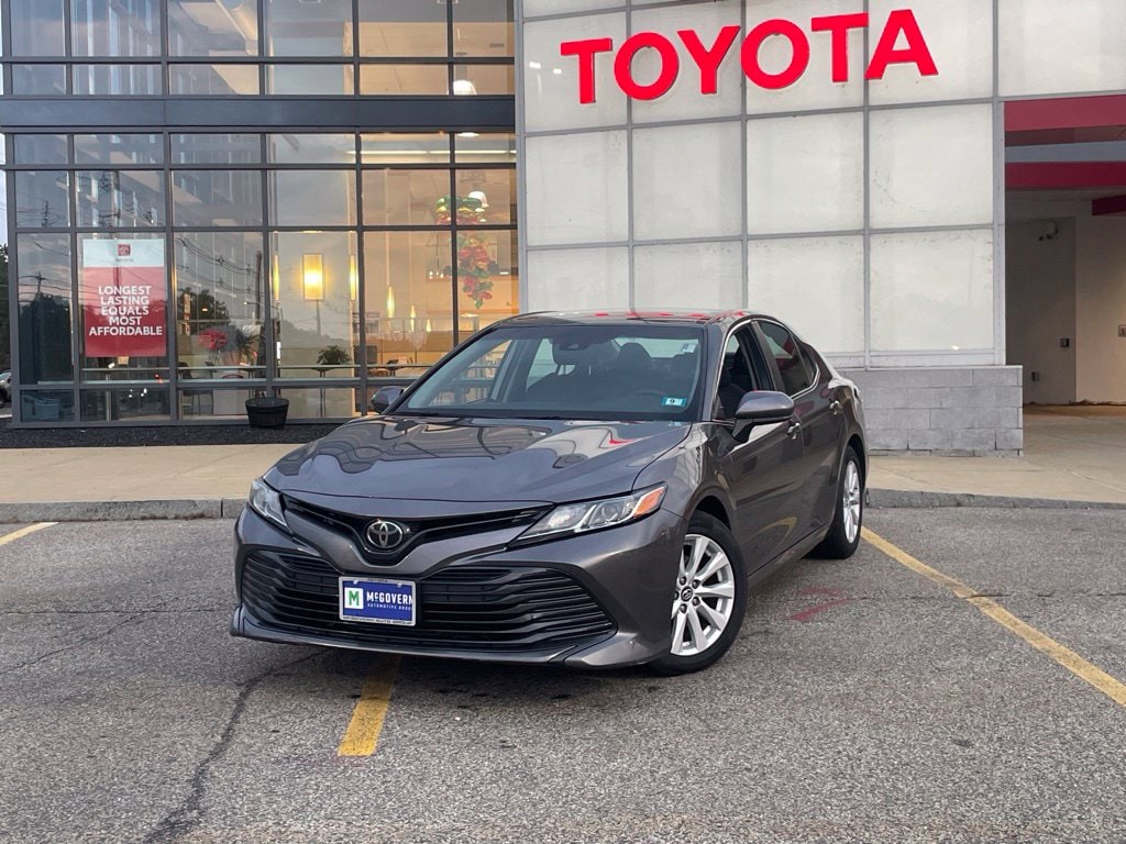 Used 2018 Toyota Camry LE Sedan