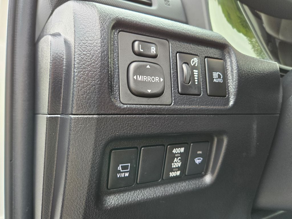 2023 Toyota 4Runner Limited - Photo 18