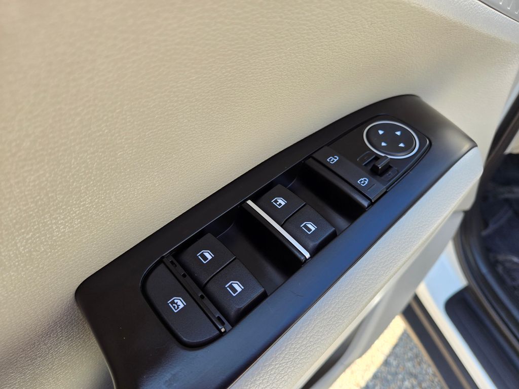 2023 Kia Soul LX - Photo 15