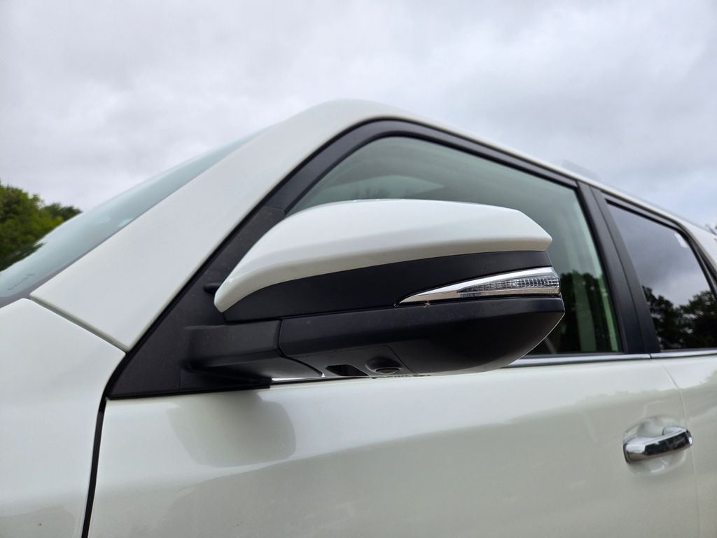 2023 Toyota 4Runner Limited - Photo 12