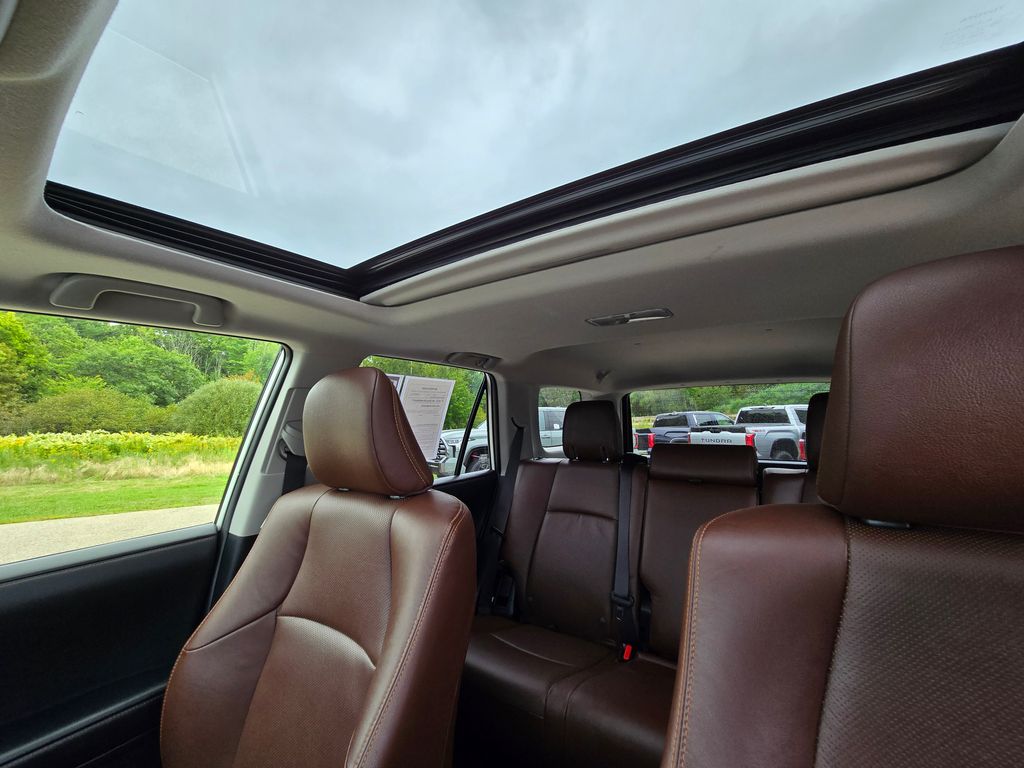 2023 Toyota 4Runner Limited - Photo 30