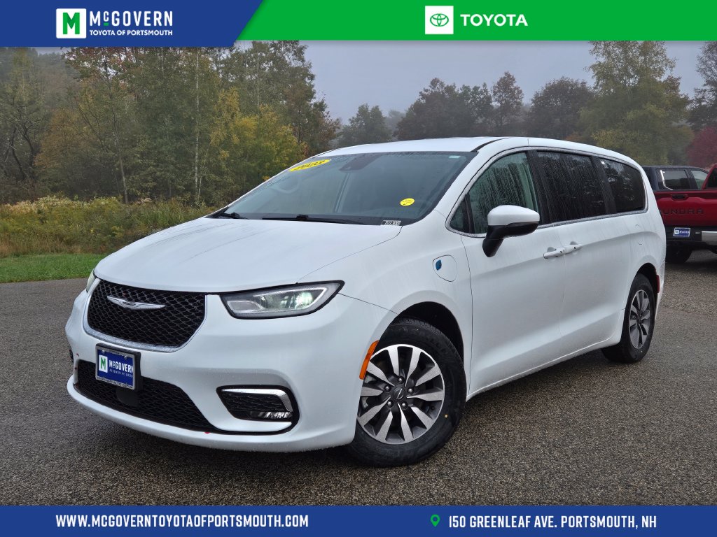 2023 Chrysler Pacifica Hybrid Touring L