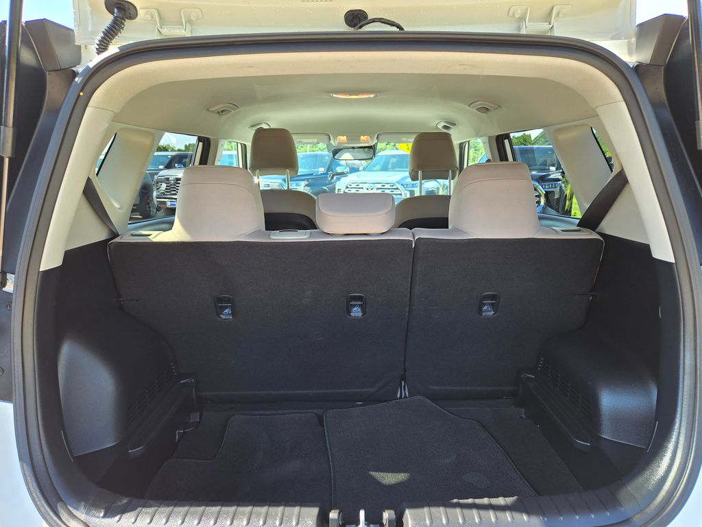 2023 Kia Soul LX - Photo 10