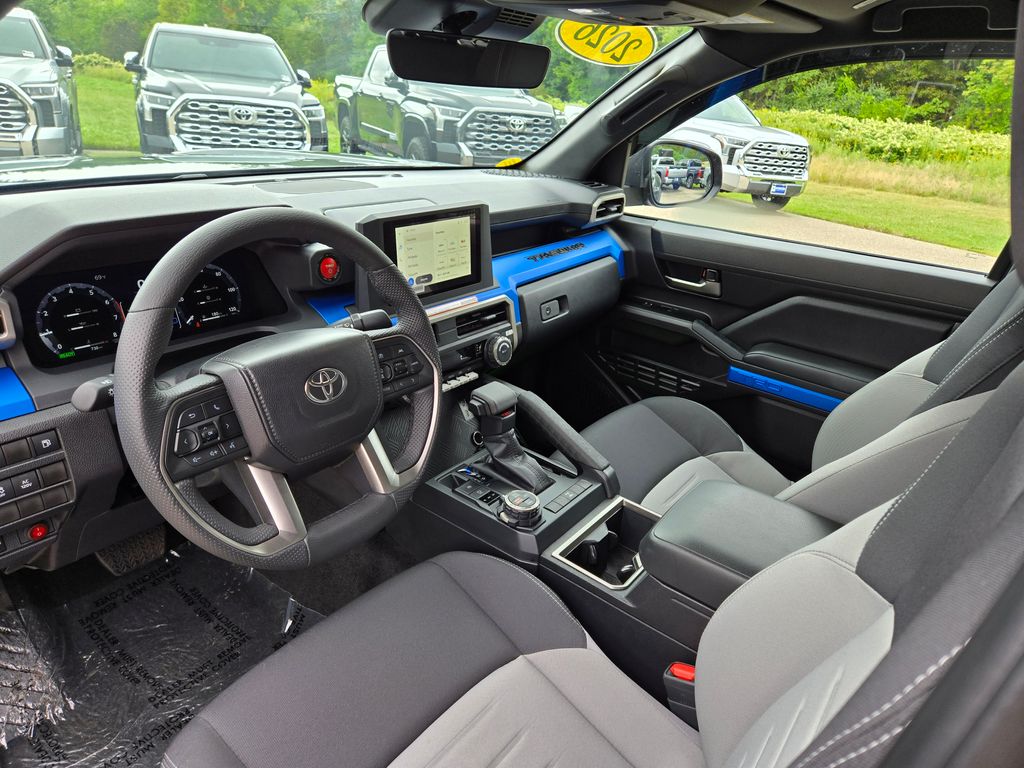 2026 Toyota Tacoma TRD Off Road - Photo 11