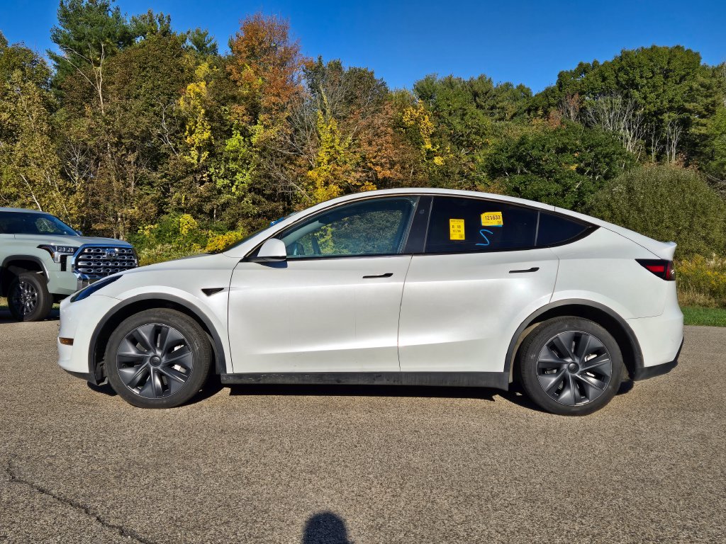 Used 2024 Tesla Model Y Long Range SUV