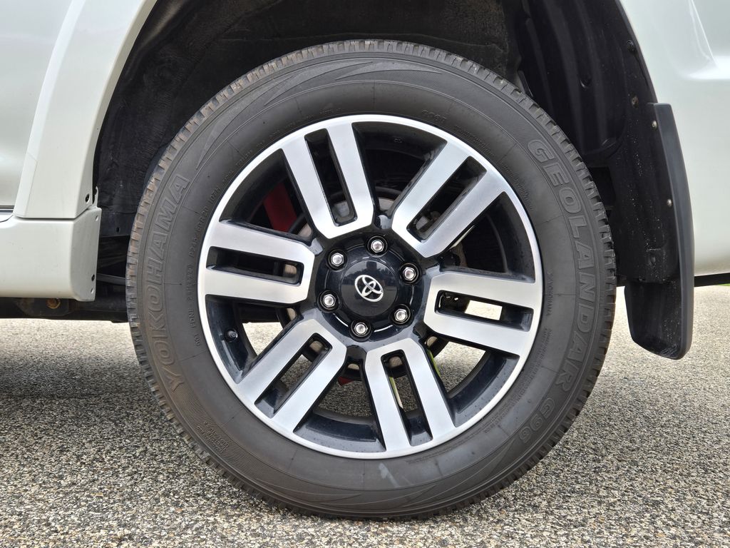 2023 Toyota 4Runner Limited - Photo 11