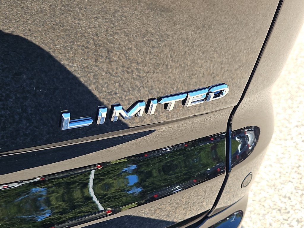 New 2026 Toyota Crown Signia Limited SUV