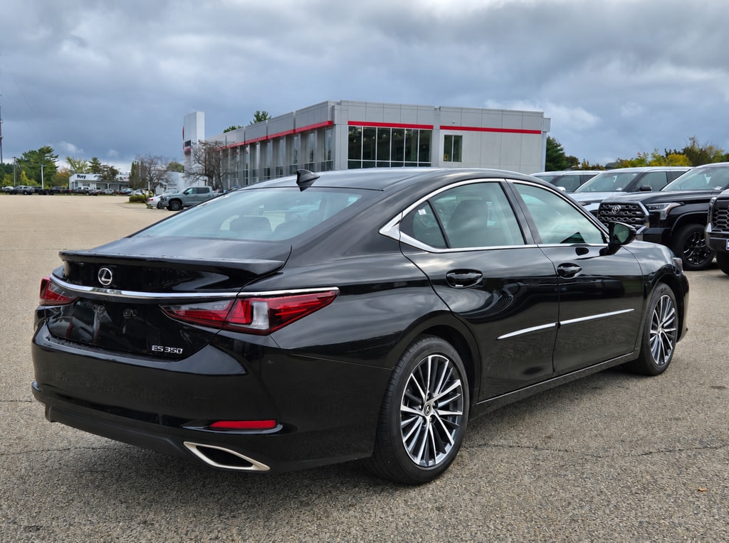 Used 2022 Lexus ES 350 Sedan
