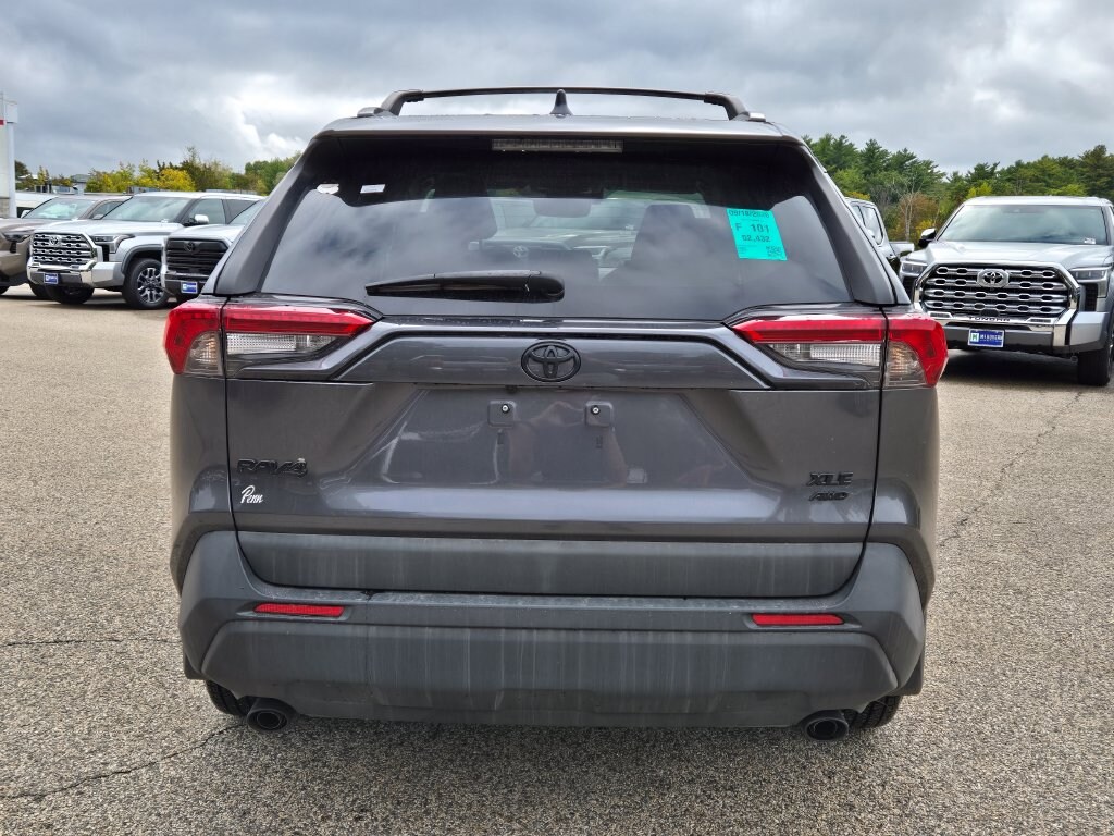 Used 2021 Toyota RAV4 XLE SUV