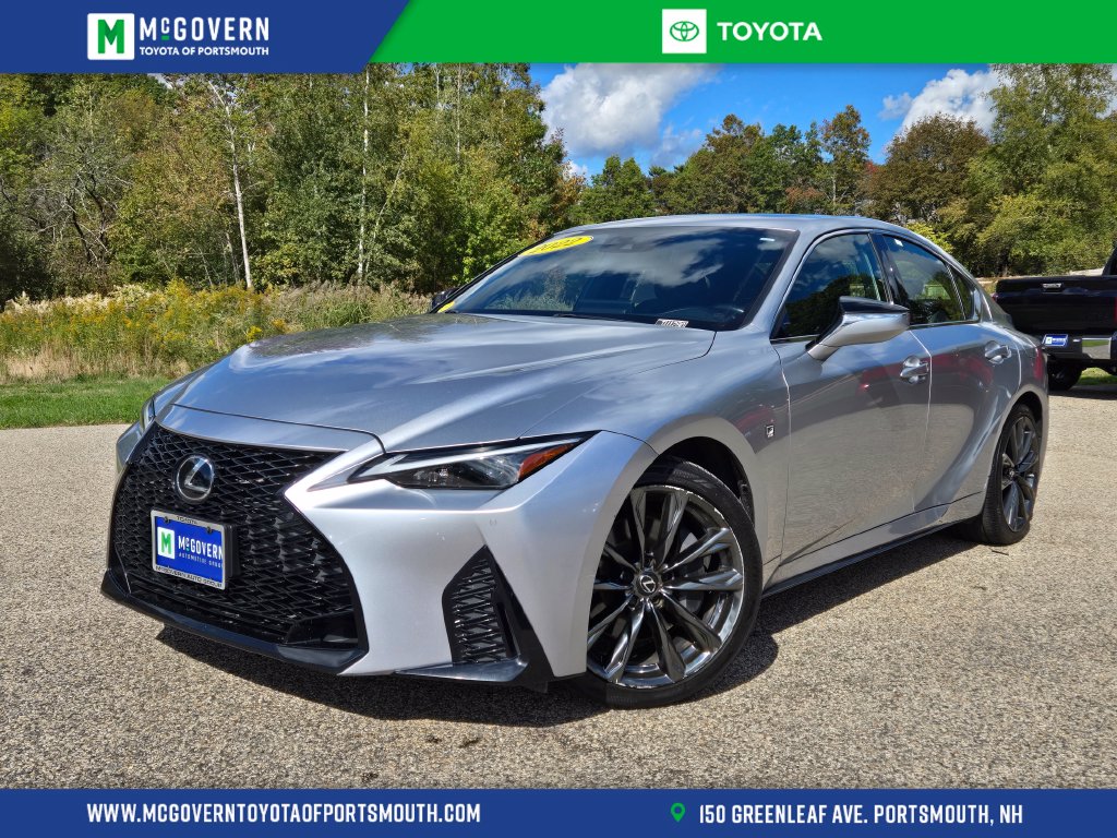 2022 Lexus IS