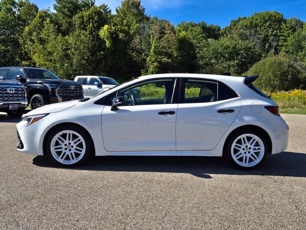 Used 2026 Toyota Corolla Hatchback SE Hatchback