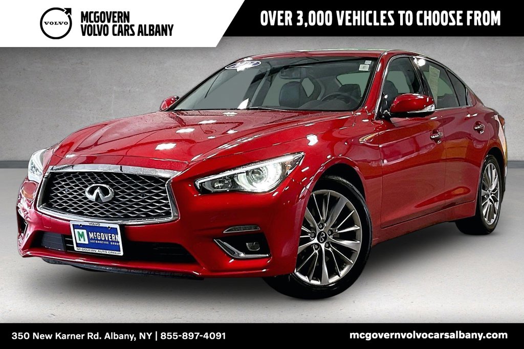 2023 INFINITI Q50 LUXE
