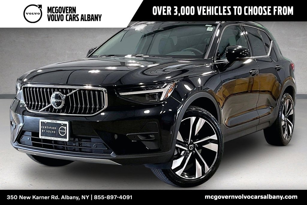 2025 Volvo XC40