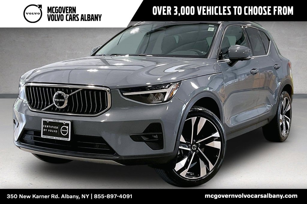 2023 Volvo XC40