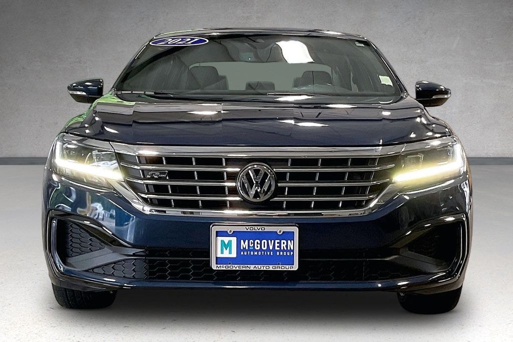 Used 2021 Volkswagen Passat 2.0T R-Line Sedan