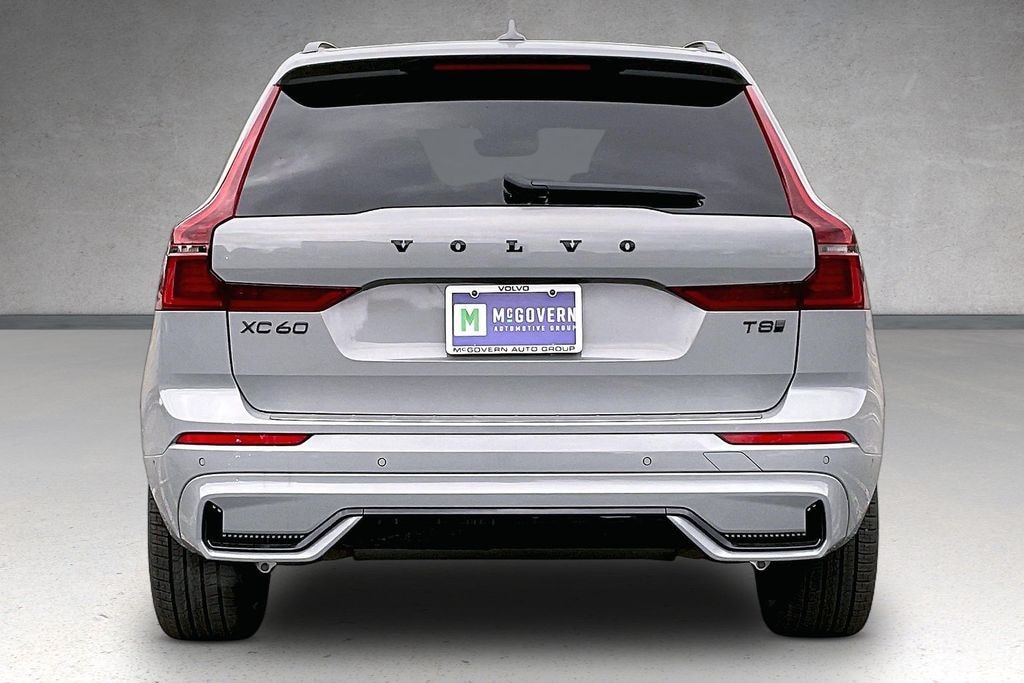 New 2026 Volvo XC60 plug-in hybrid T8 Ultra Black Edition SUV