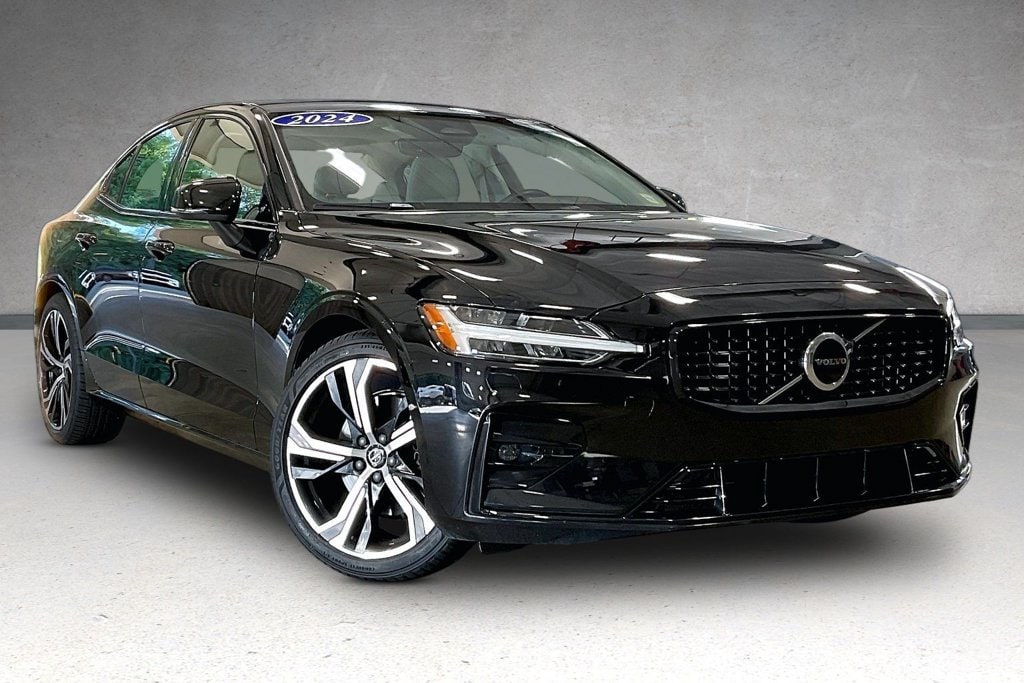 Certified 2024 Volvo S60 B5 Core Dark Theme Sedan