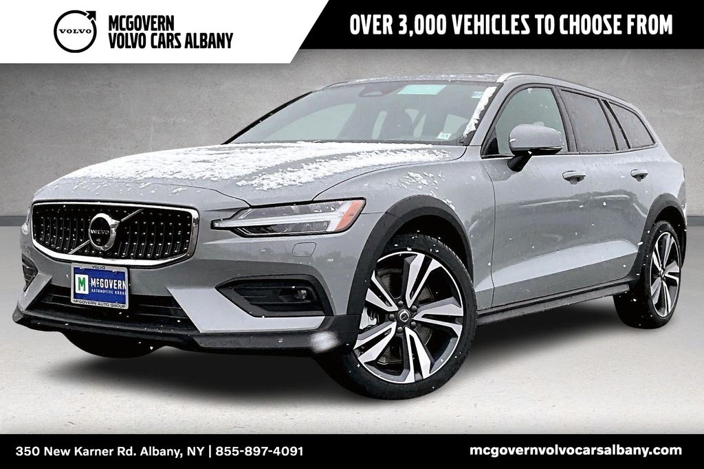 2026 Volvo V60 Cross Country