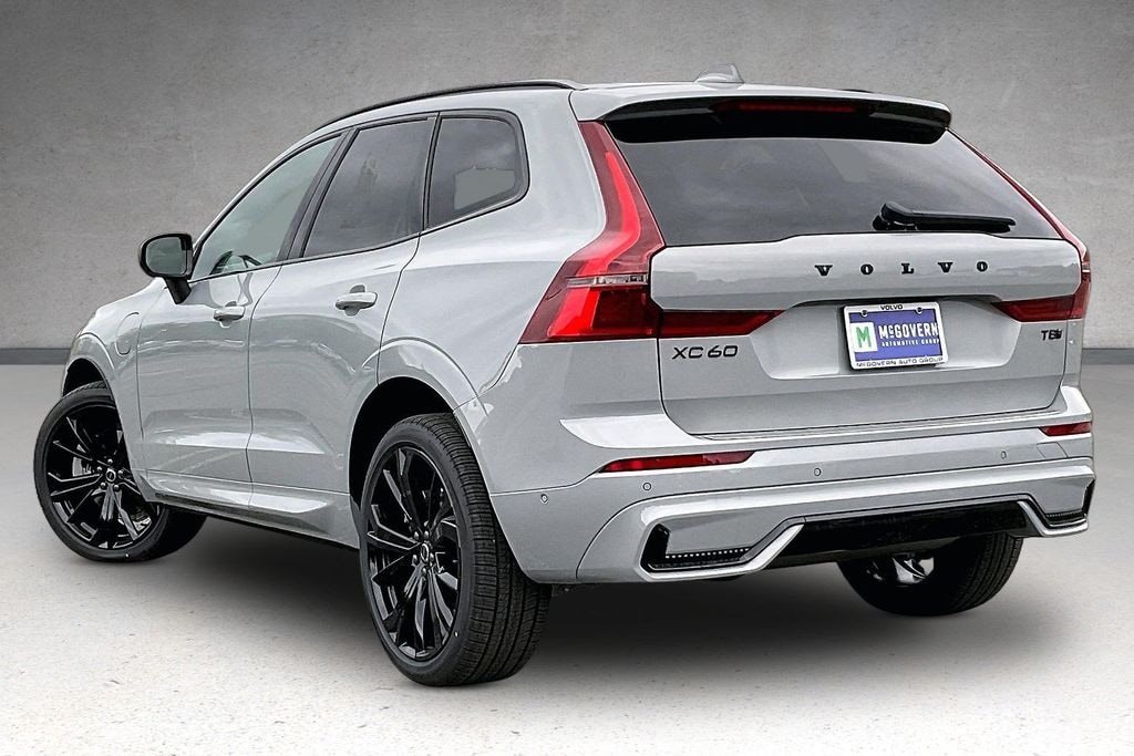 New 2026 Volvo XC60 plug-in hybrid T8 Ultra Black Edition SUV