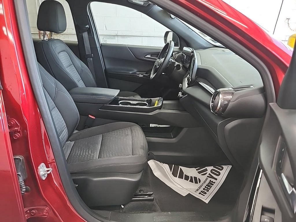 Used 2025 Chevrolet Equinox LT SUV