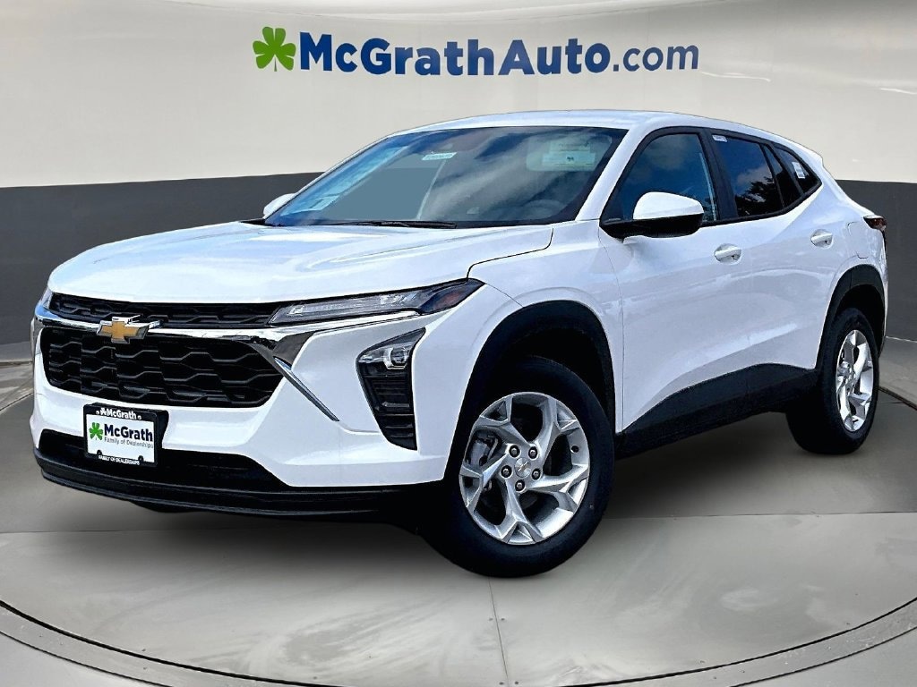 New 2026 Chevrolet Trax LS SUV