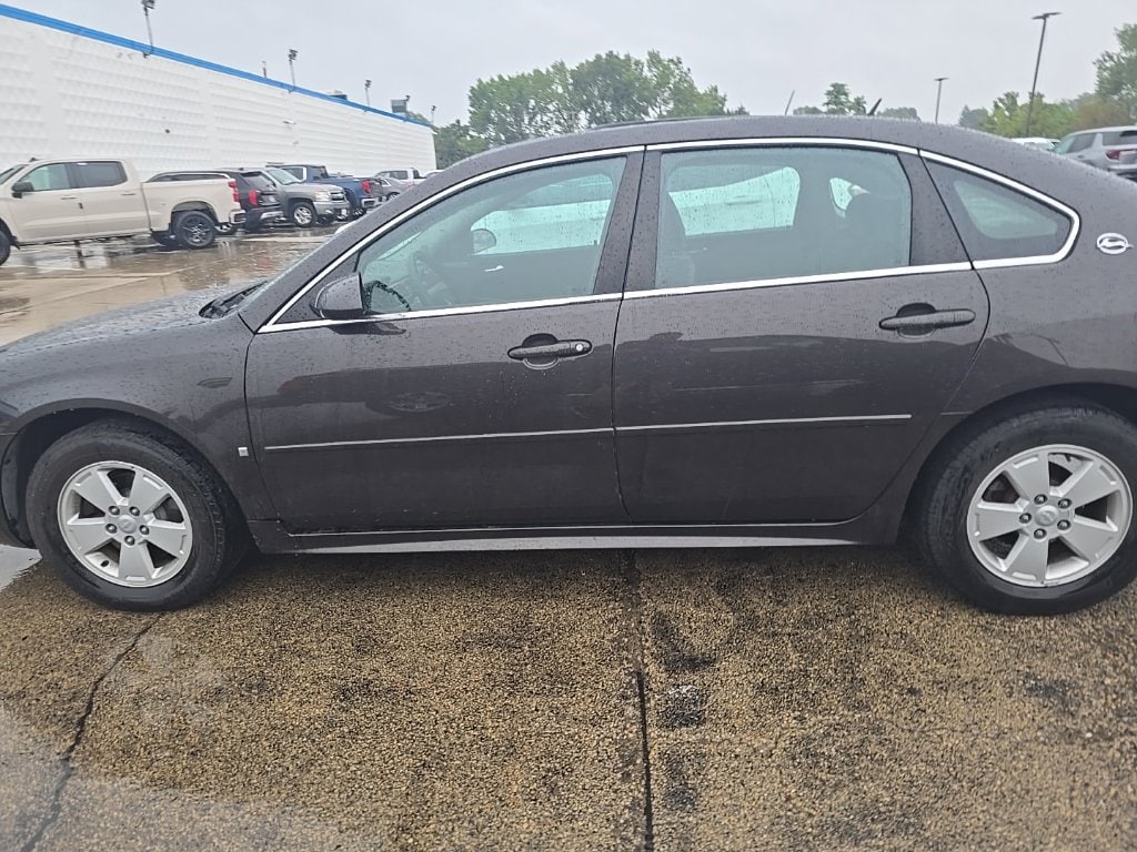 Used 2009 Chevrolet Impala LT with VIN 2G1WT57K491193401 for sale in Dubuque, IA