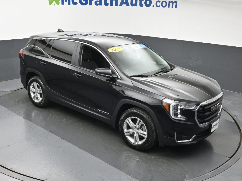 Used 2023 GMC Terrain SLE SUV