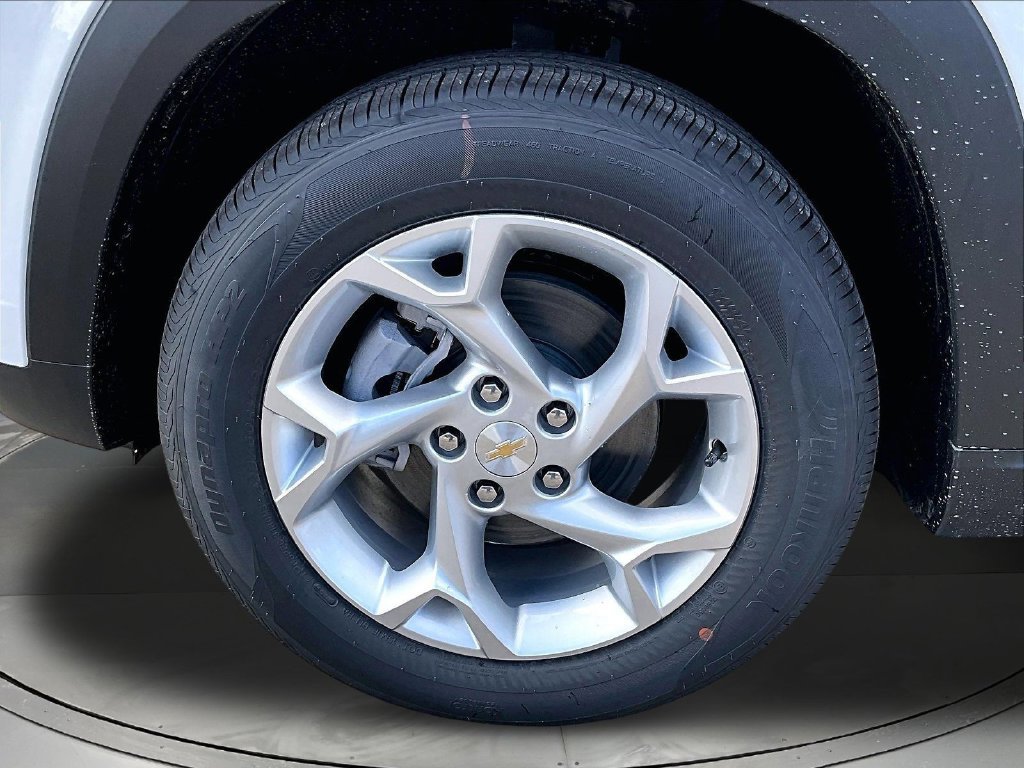 2026 Chevrolet Trax LS - Photo 19