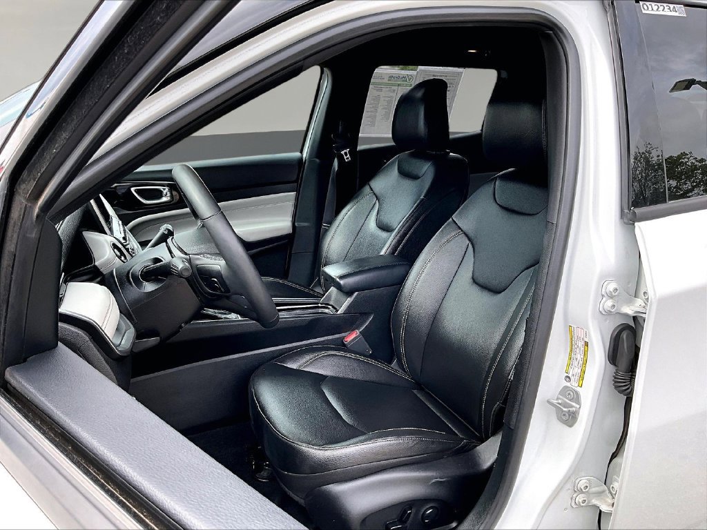 2025 Jeep Compass Limited - Photo 23