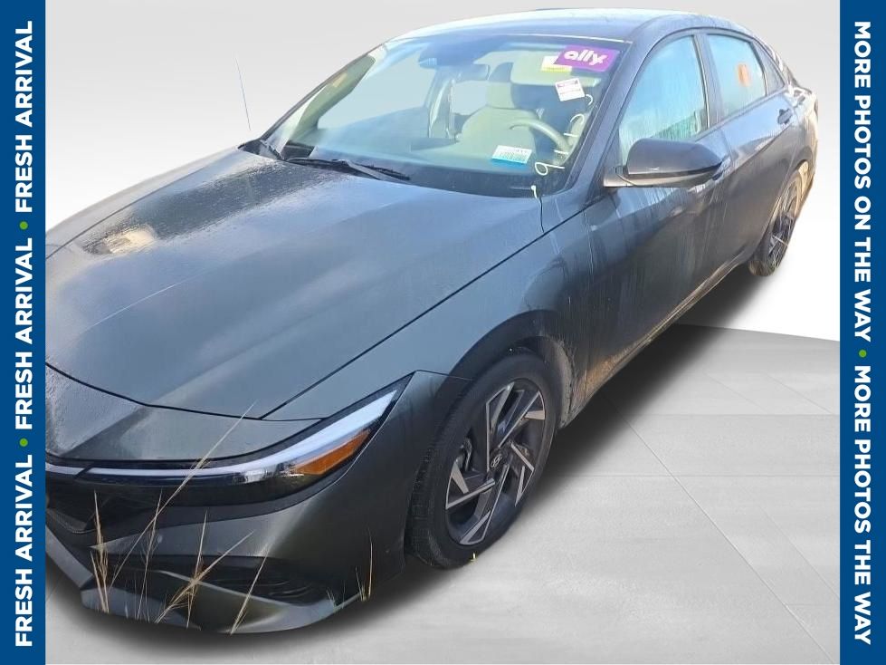  Hyundai Elantra