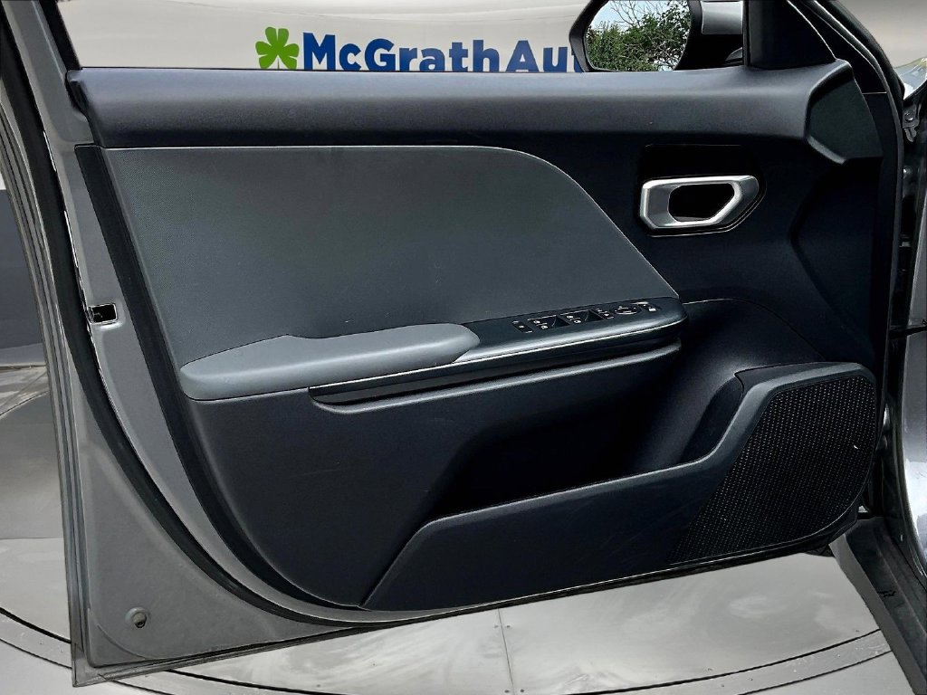 2025 Kia K4 LXS - Photo 21
