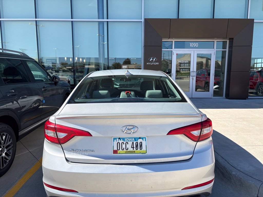 Used 2015 Hyundai Sonata SE Sedan