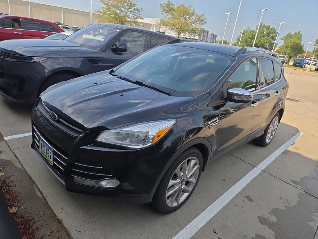 Used 2016 Ford Escape SE with VIN 1FMCU0GX0GUA66972 for sale in Hiawatha, IA