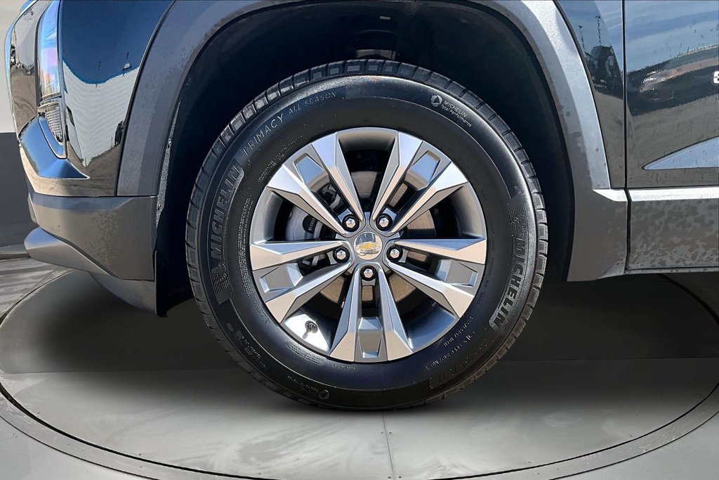 2025 Chevrolet Equinox LT - Photo 35