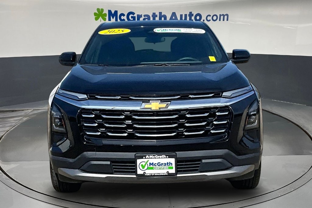 2025 Chevrolet Equinox LT - Photo 2
