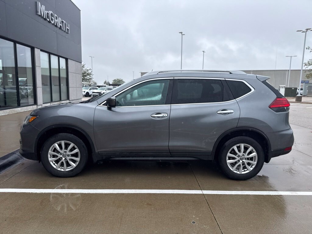 Used 2017 Nissan Rogue SV SUV