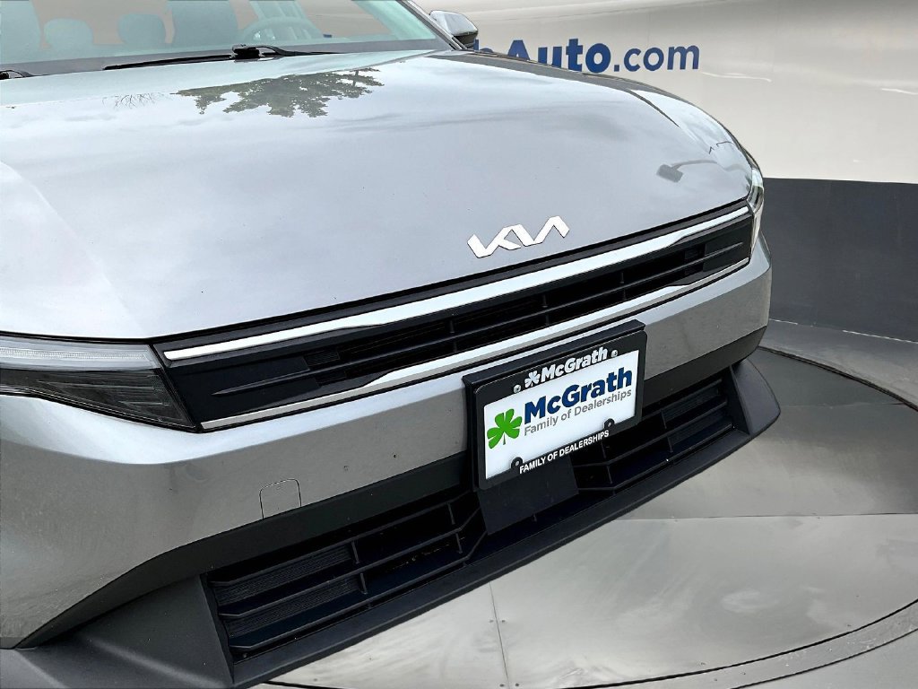 2025 Kia K4 LXS - Photo 32