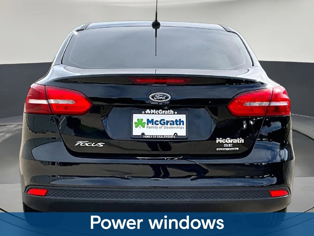 2016 Ford Focus SE - Photo 7